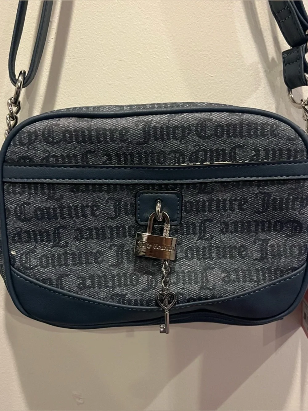 JC Purse - Picture 2 of 9